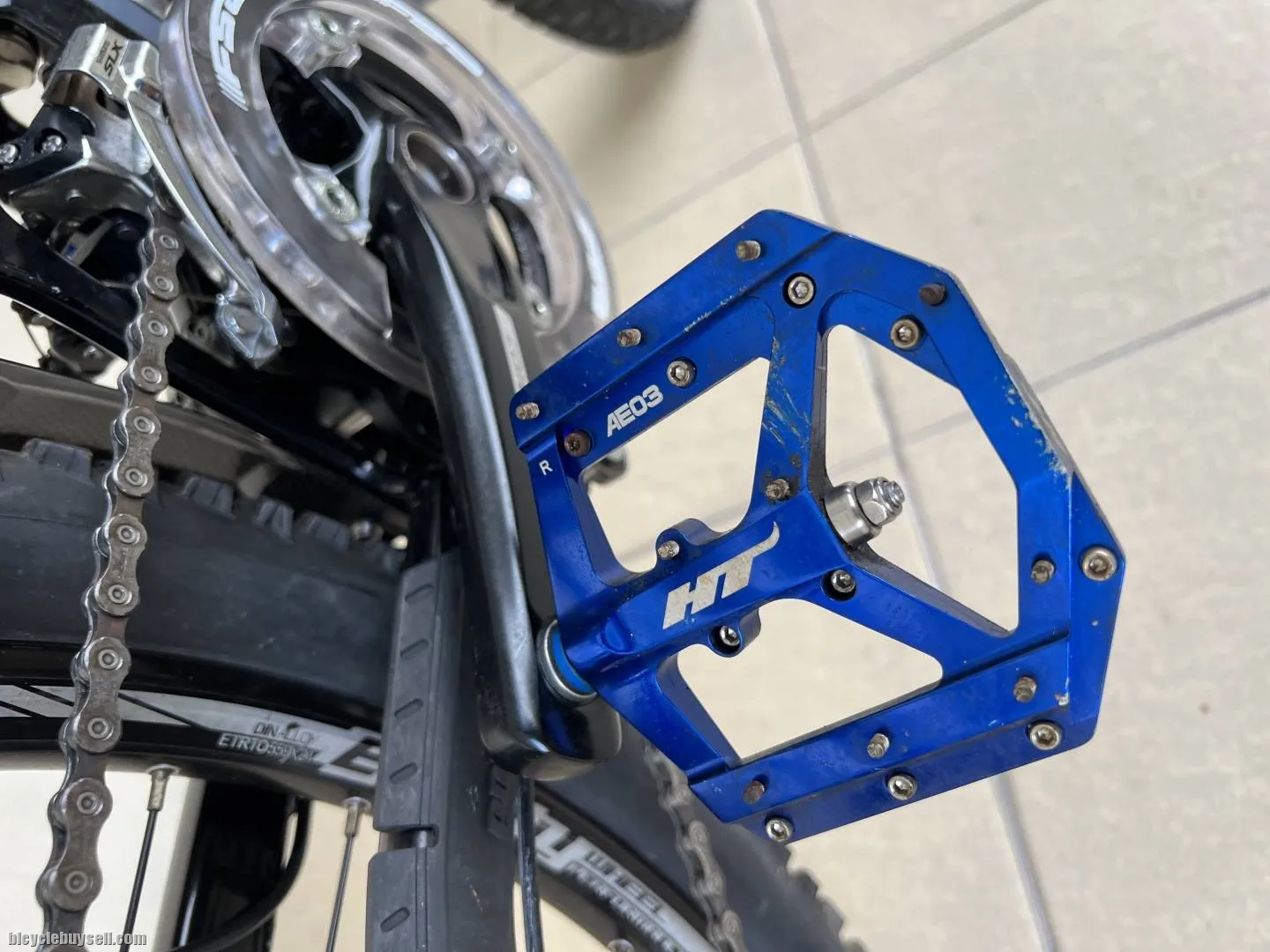 Polygon collosus AX 2.0