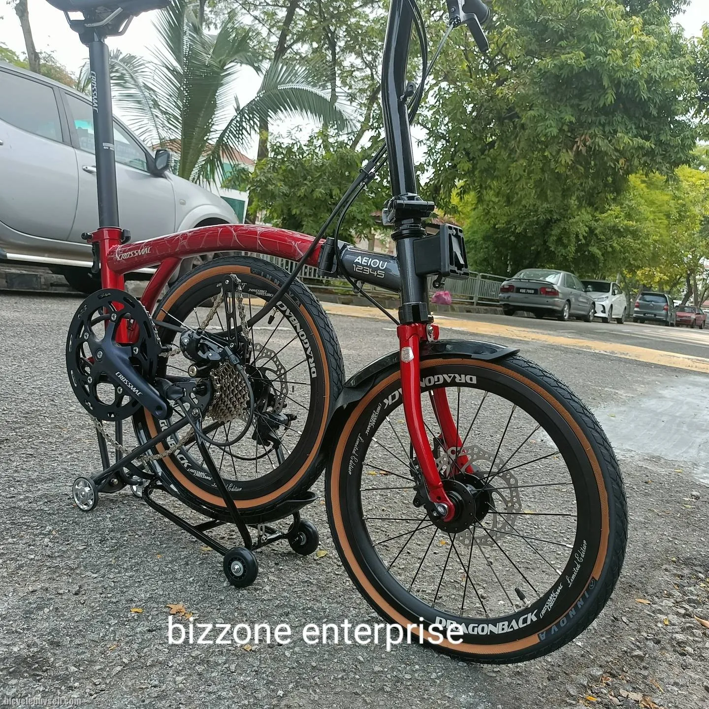 16â€ Crossmac aeiou trifold folding bike like bromptom