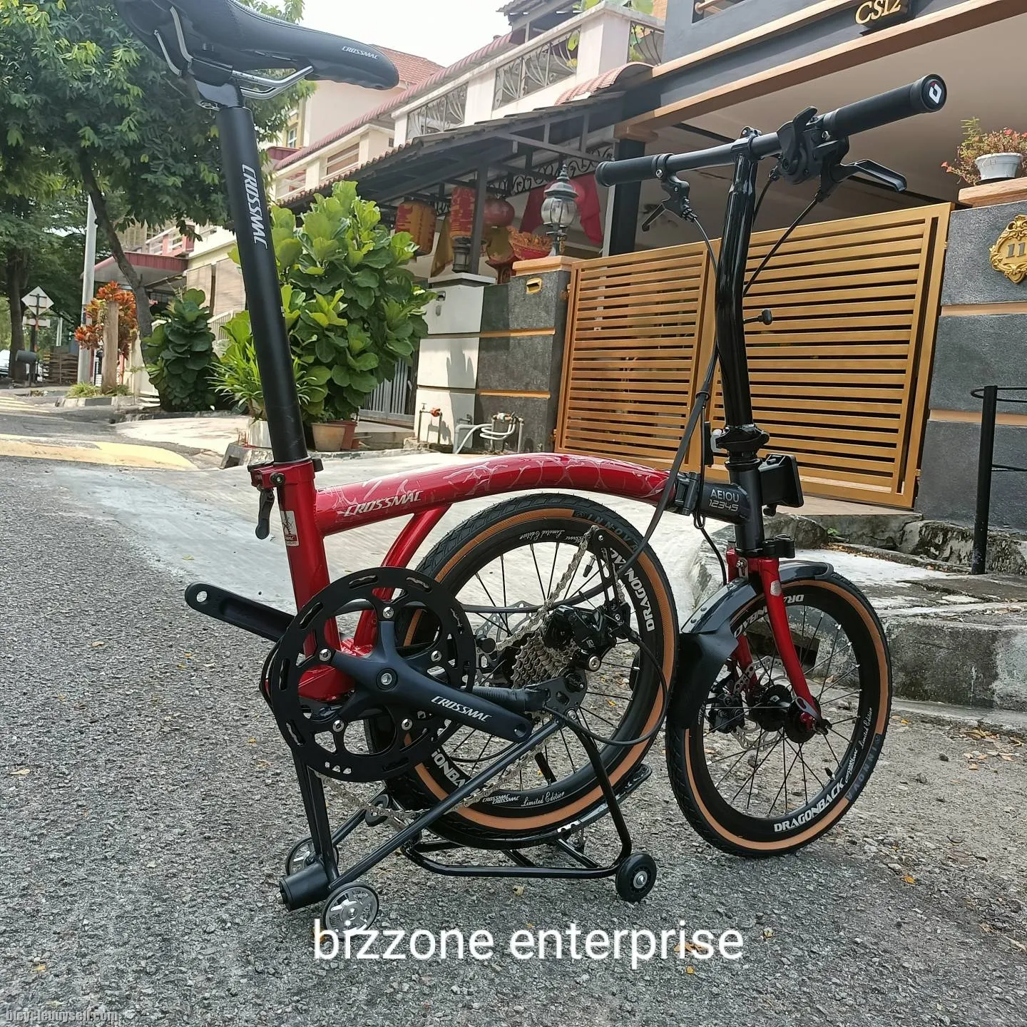 16â€ Crossmac aeiou trifold folding bike like bromptom