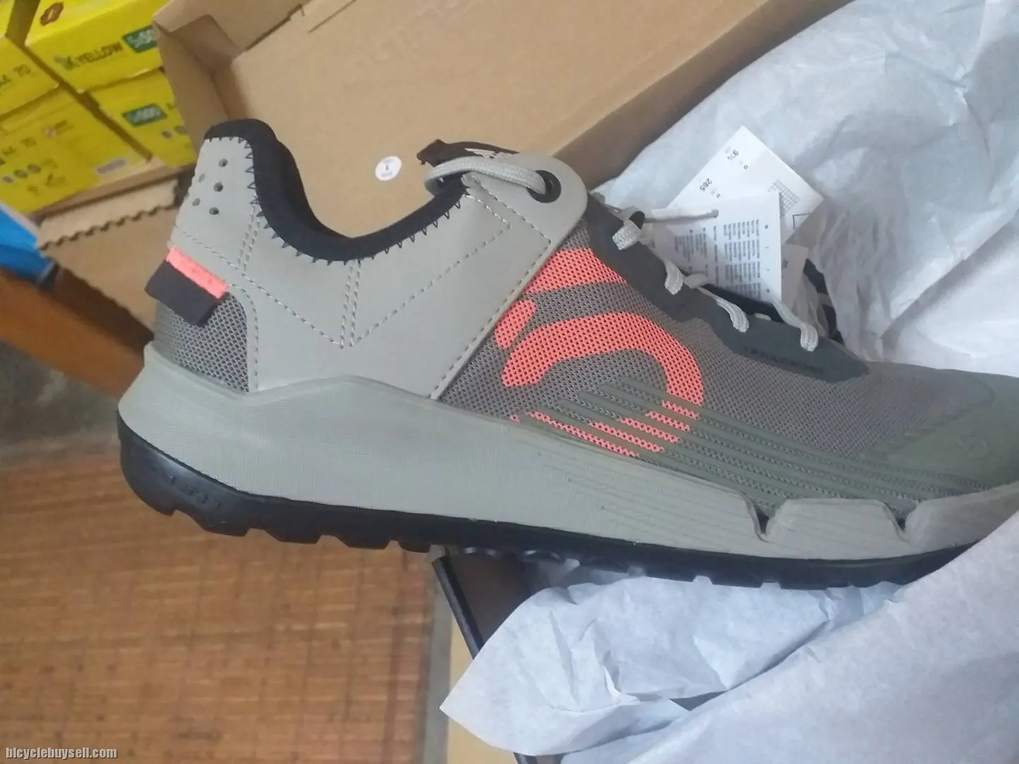 Adidas fiveten trailcross (flat pedal)
