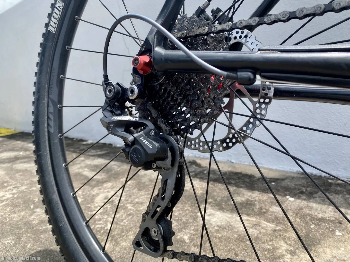 (SOLD) Cannondale Trail 5 MTB