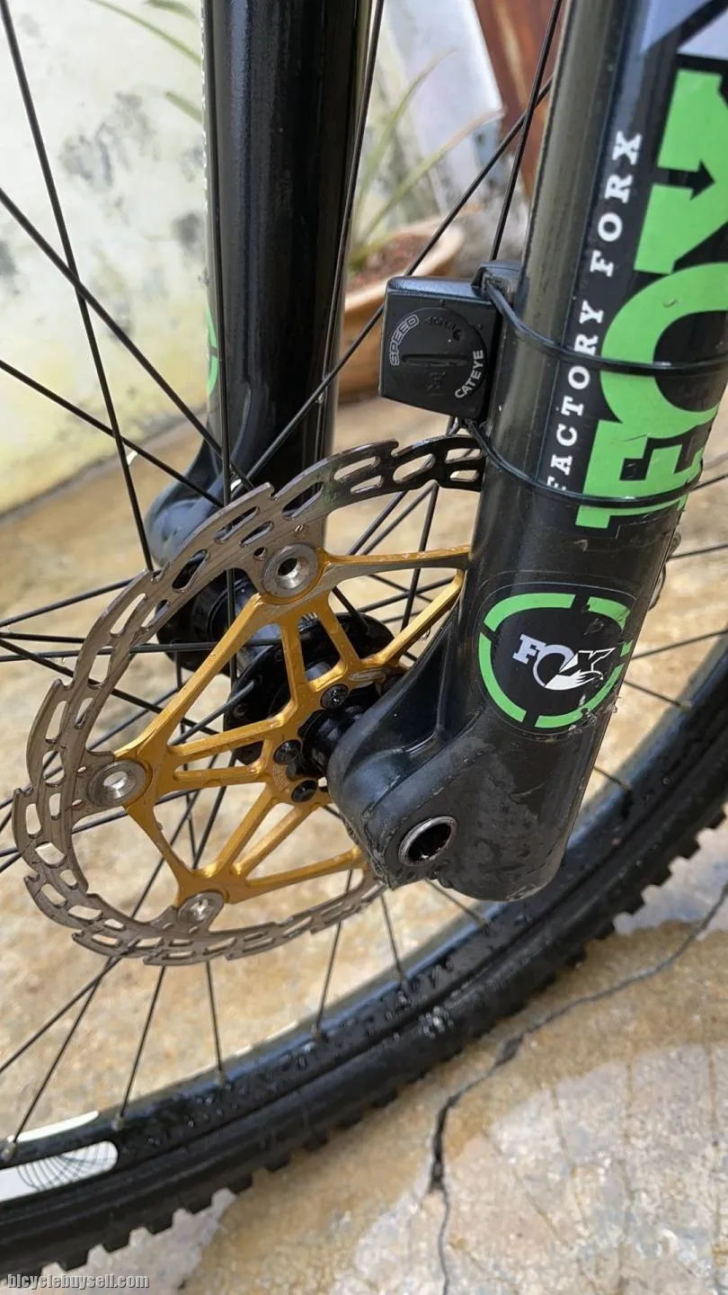 Commencal Supreme V3 2013 DH