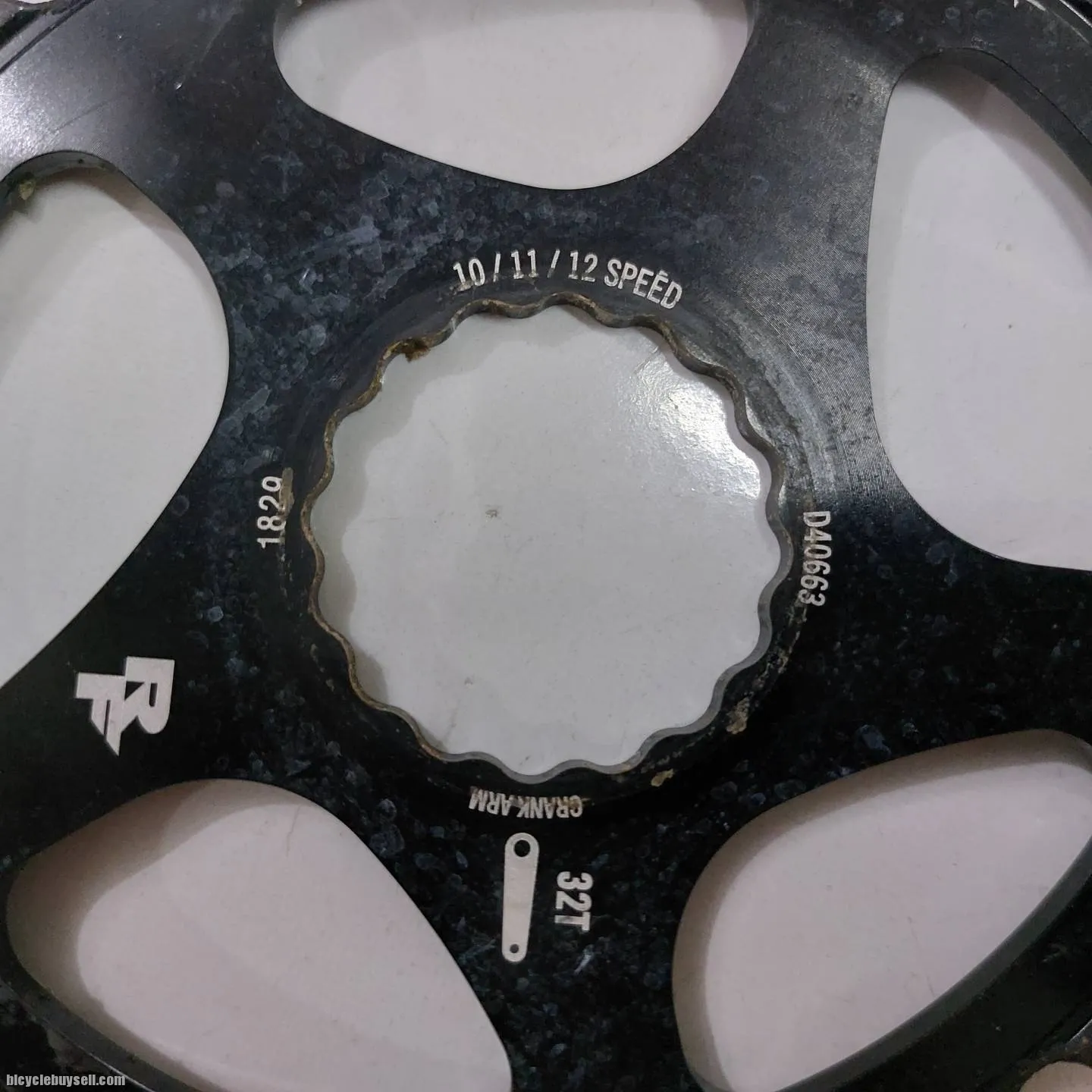 Raceface Oval 32T