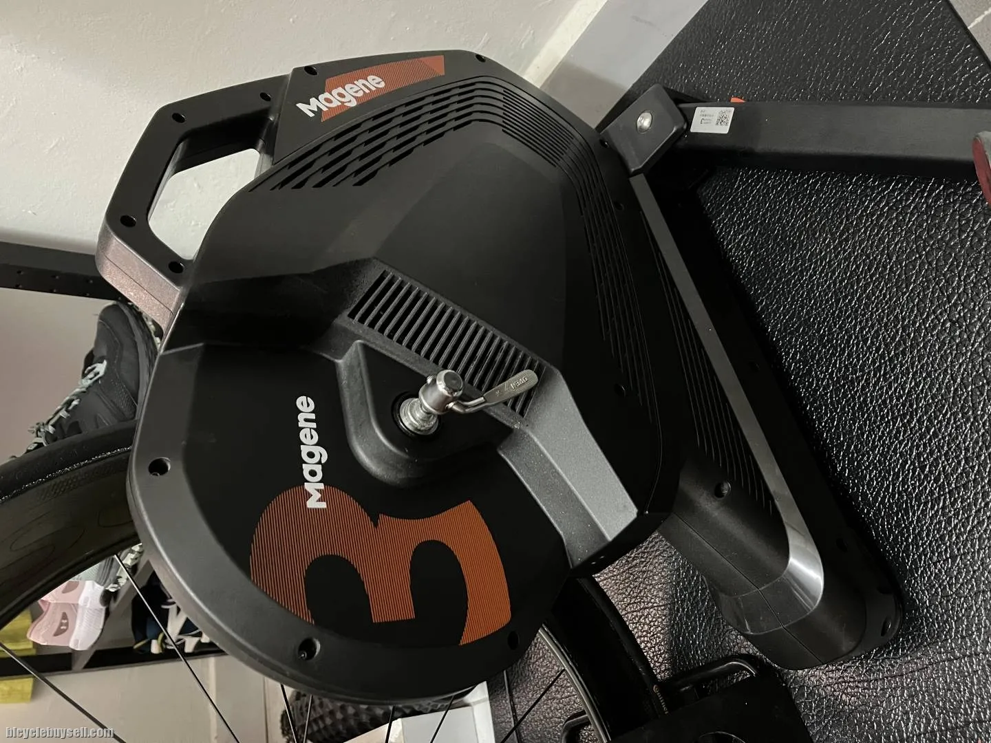 Smart trainer magene t300