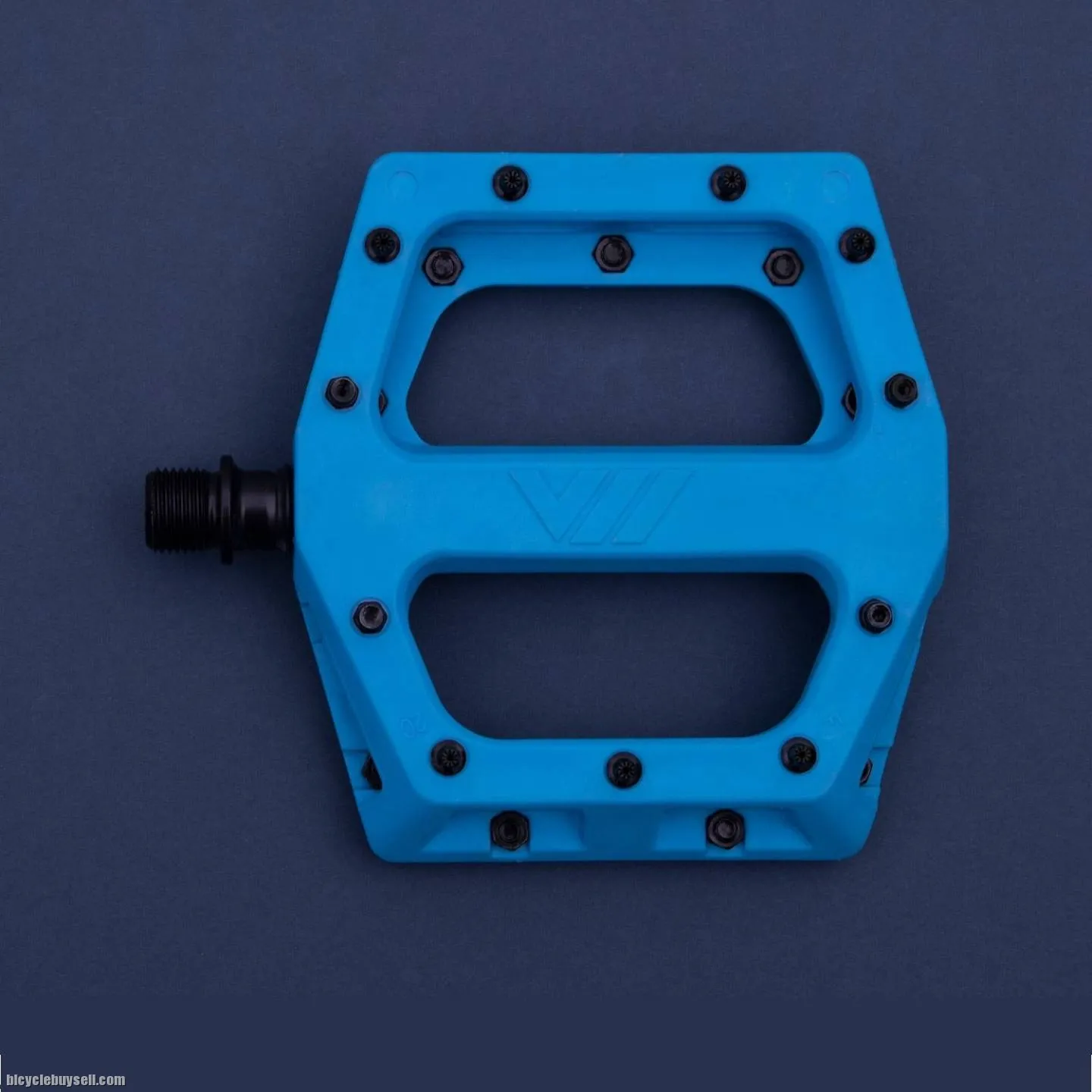DMR â€“ V11 PEDAL NYLON PEDALS