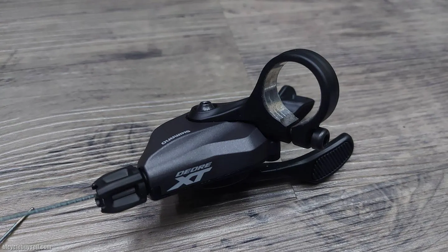 FREE POSTAGE!! Shimano XT 12speed(right shifter) SL-M8100R