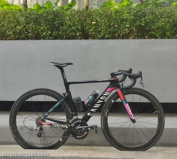 BIKE CANYON AEROAD CF SLX (Limited Edition)