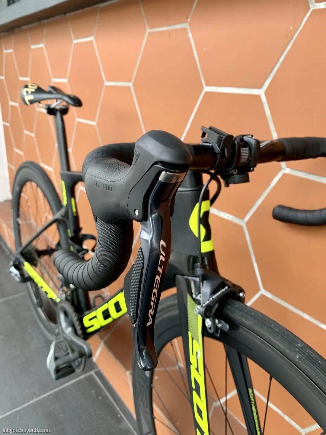 SOLD - Scott Foil10 Ultegra Di2