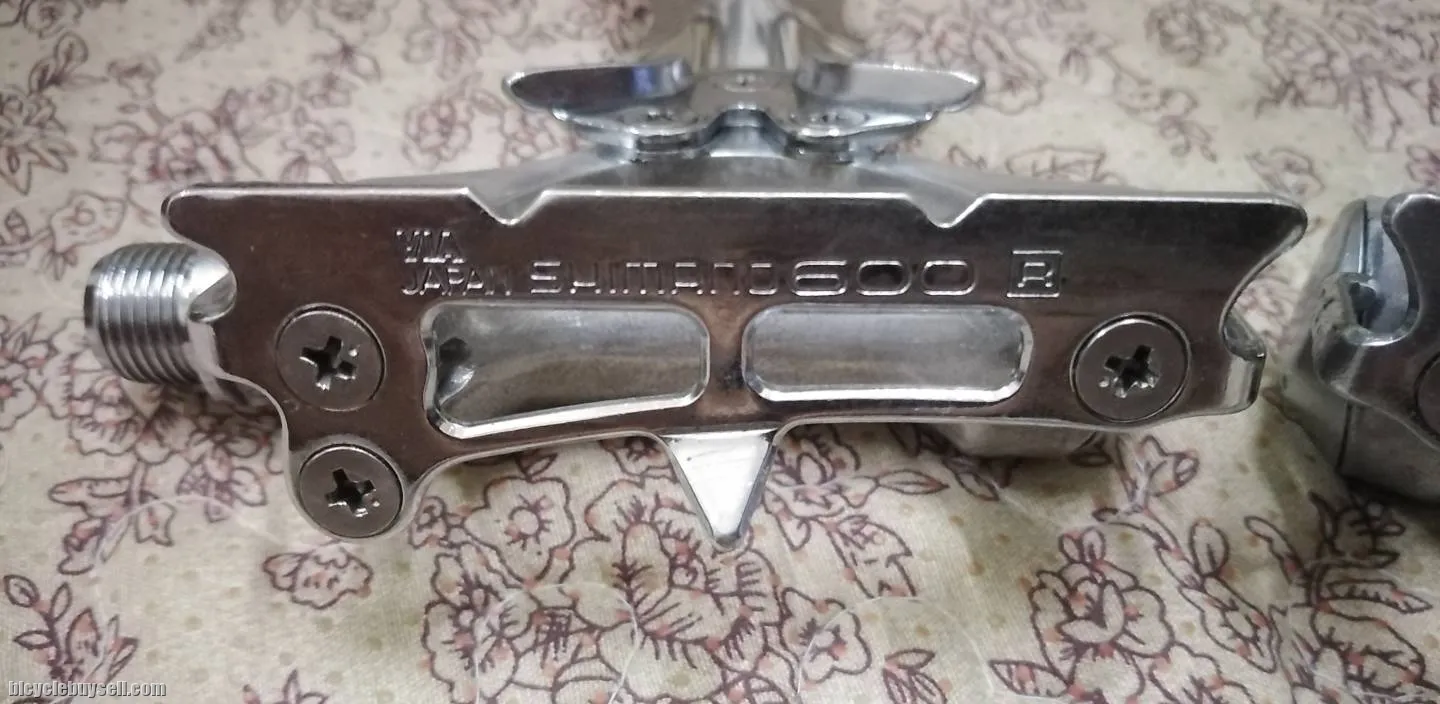 Shimano 600 Pedal c/w Metal Cage Vintage
