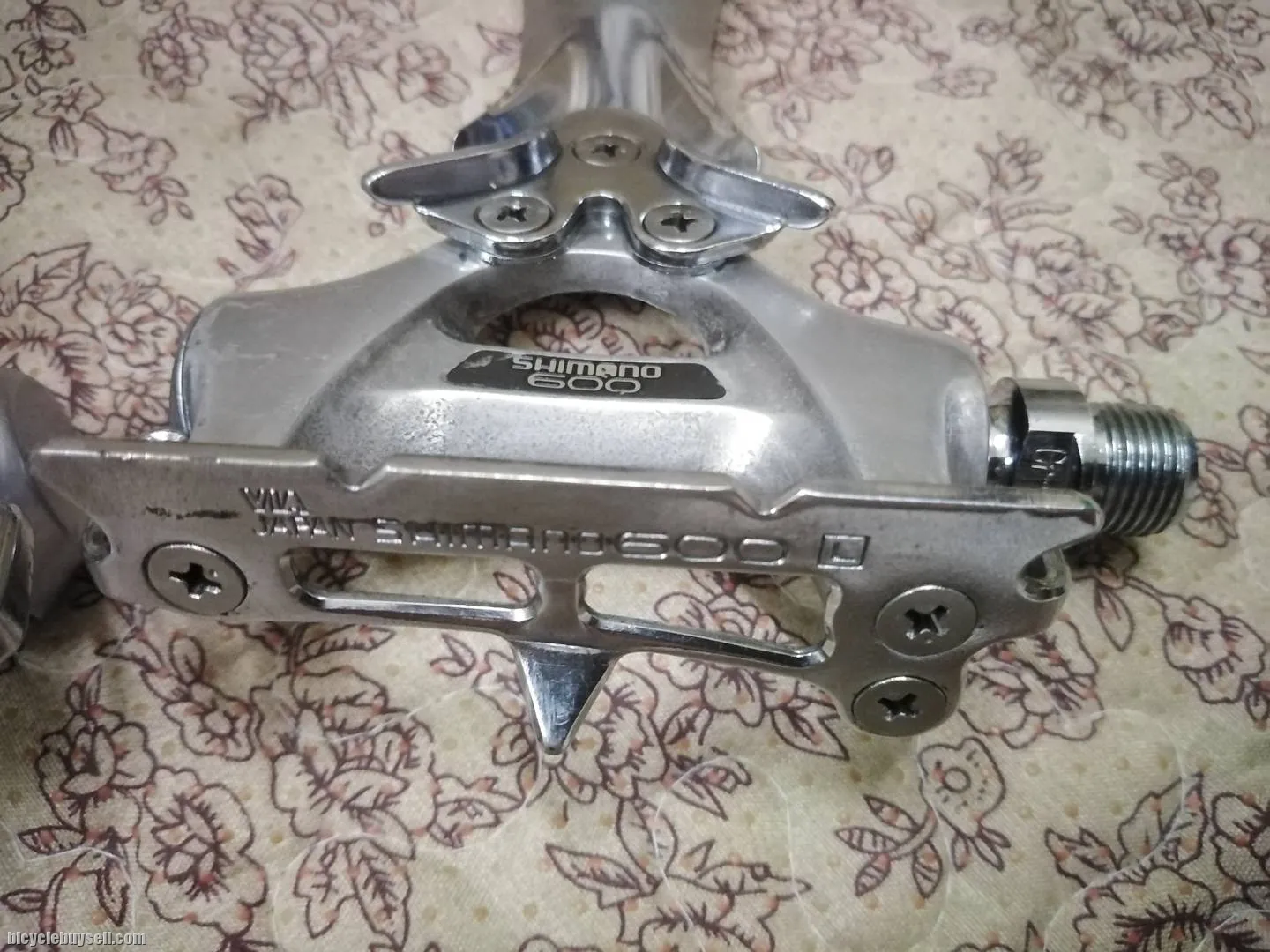 Shimano 600 Pedal c/w Metal Cage Vintage