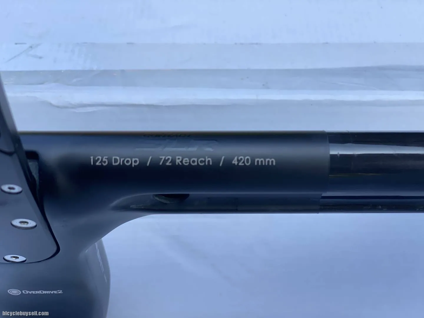 Giant integreted handlebar