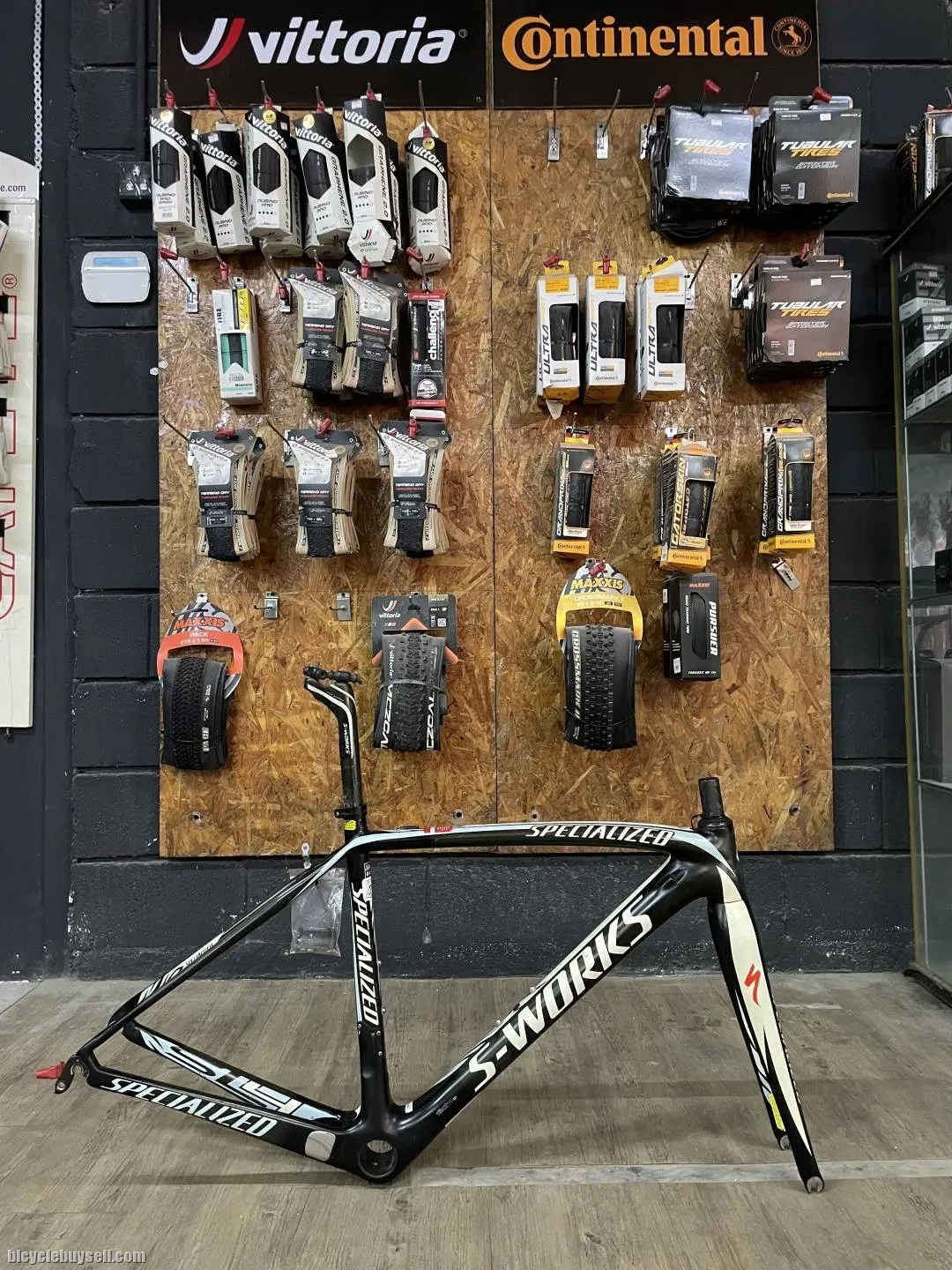 (SOLD) SPECIALIZED SWORKS TARMAC SL4 SAXO BANK TEAM EDT
