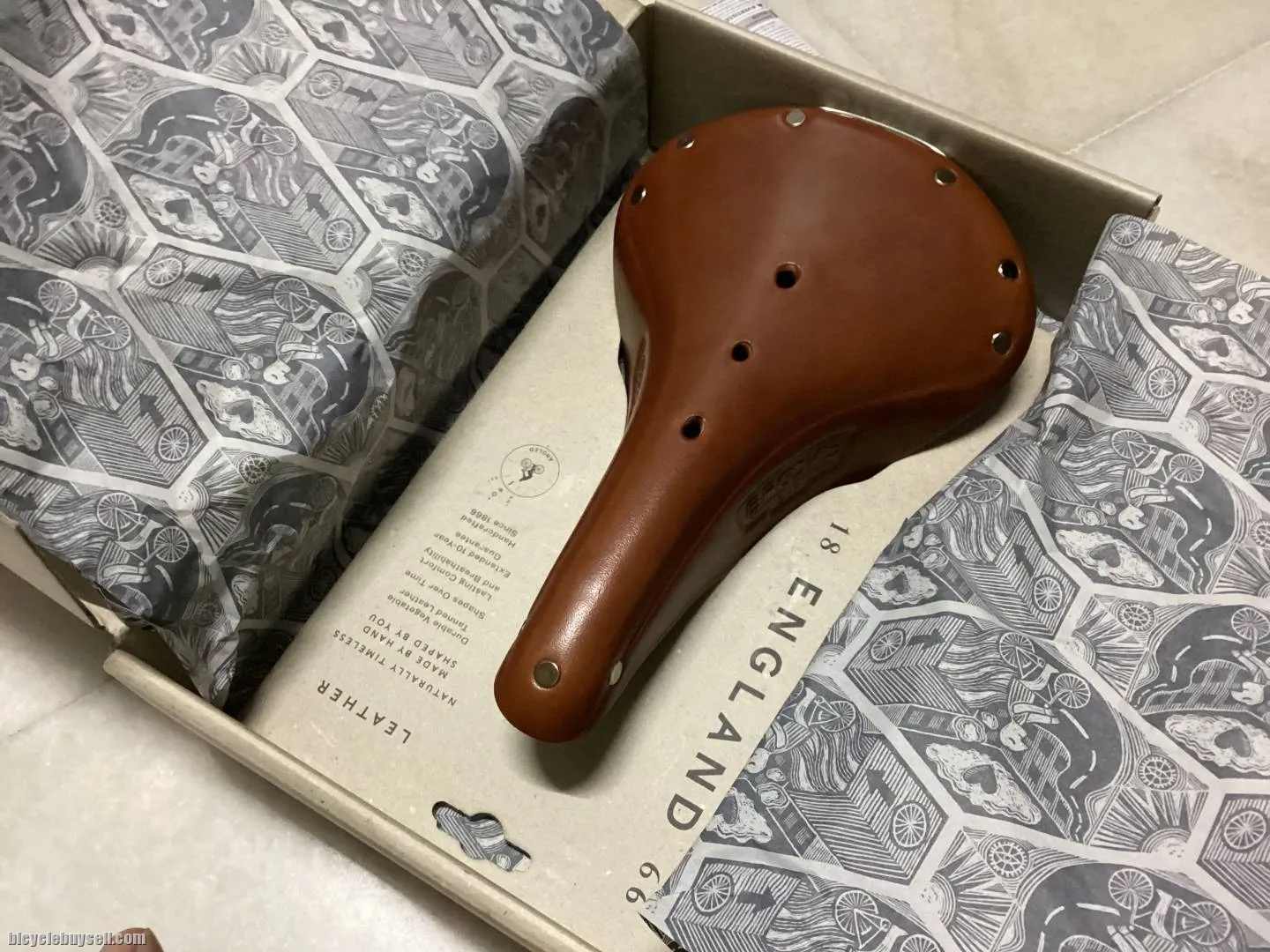 Brooks B17 Standard Leather England Saddles @ free pos