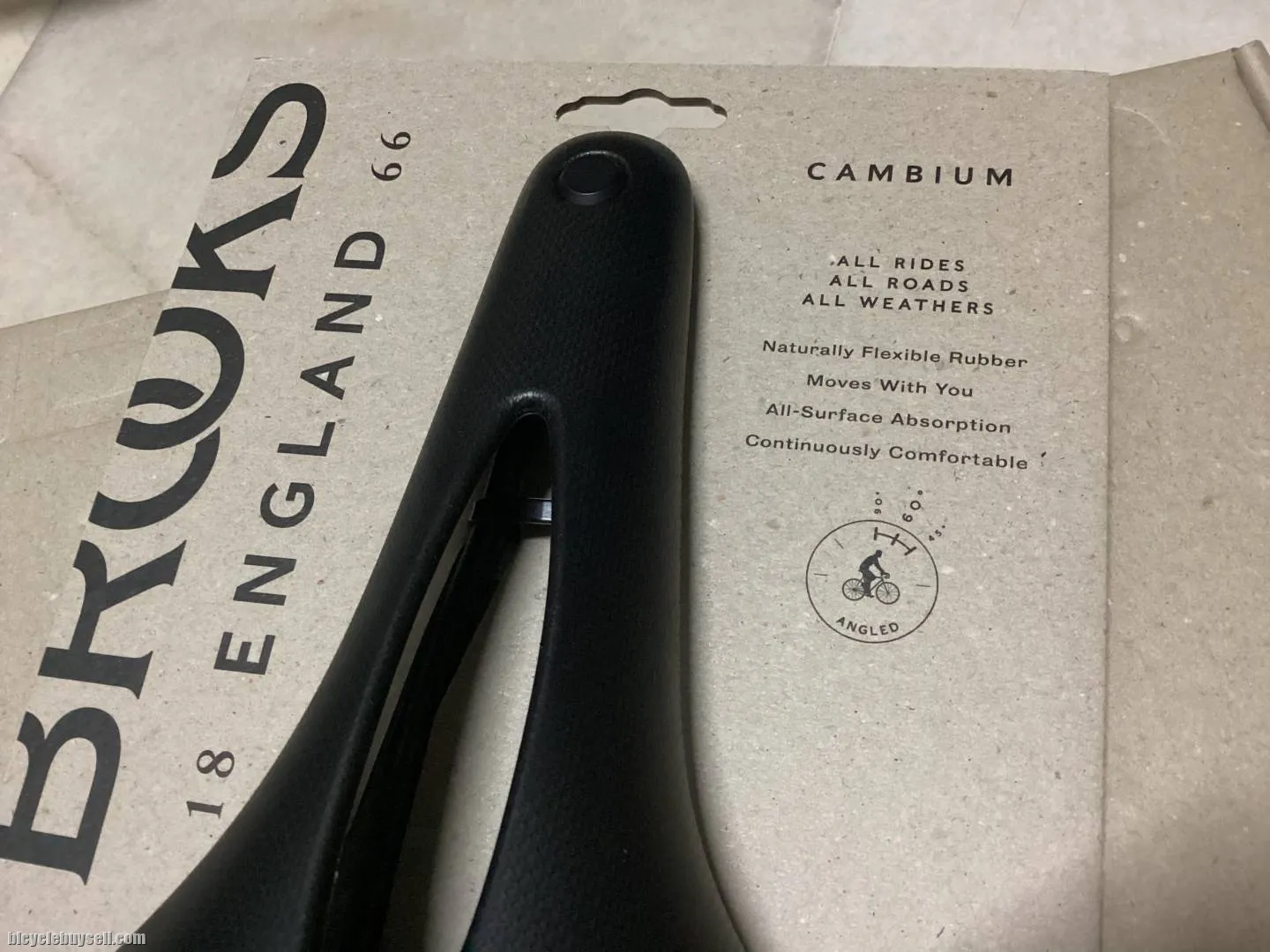 Brooks England C17 Carved | All Weather | Made Italy @ free pos