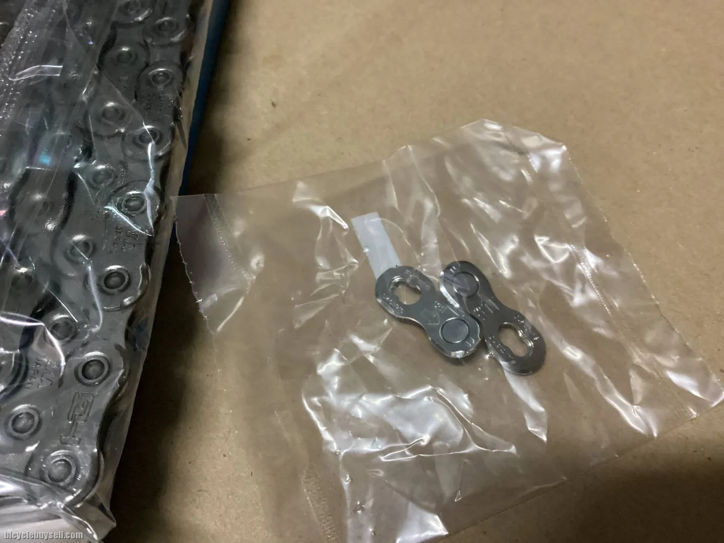 Shimano M6100 Deore 12s Chain / Original  (free pos w.m)