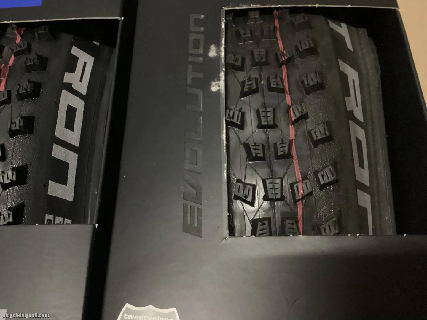 Schwalbe Rocket Ron 29/2.1 ADDIX/Super Ground 1set  (free pos w.m)