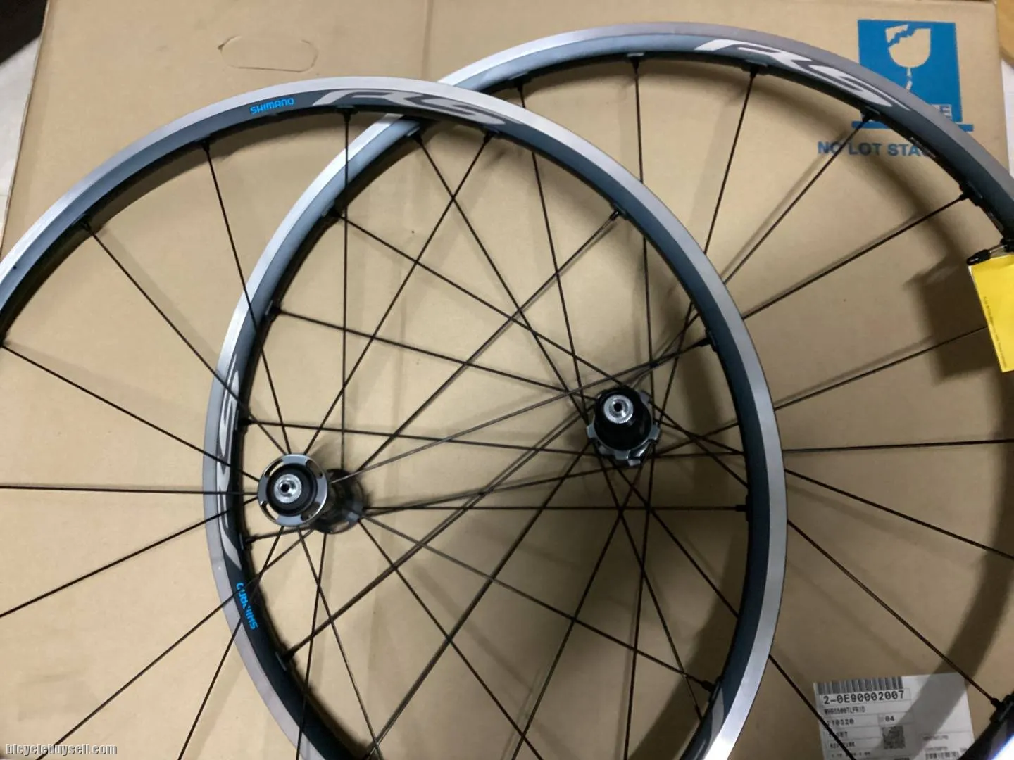 Shimano Ultegra RS500 Tubeless Wheelset (free pos w.m)