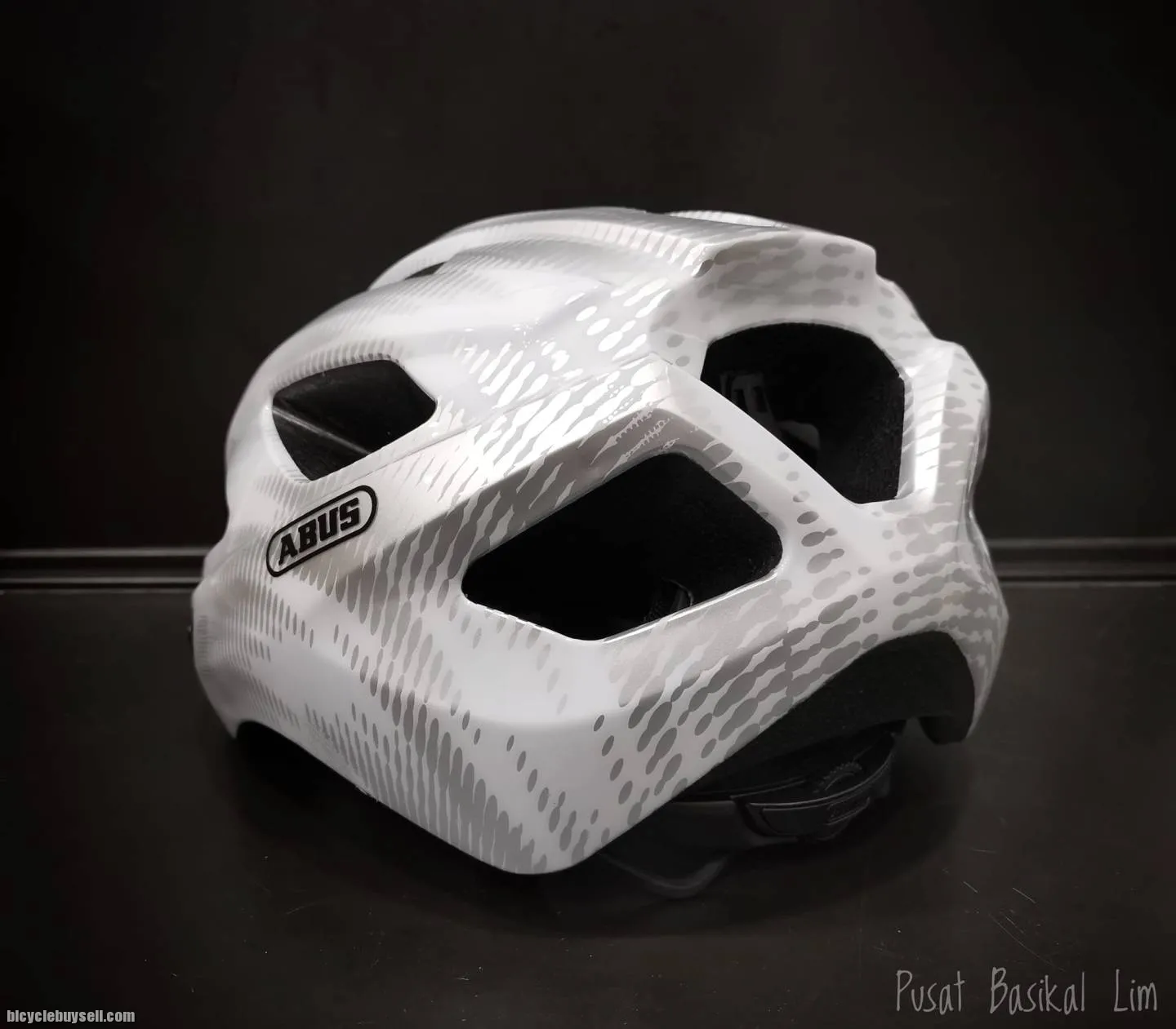 Abus Macator Helmet