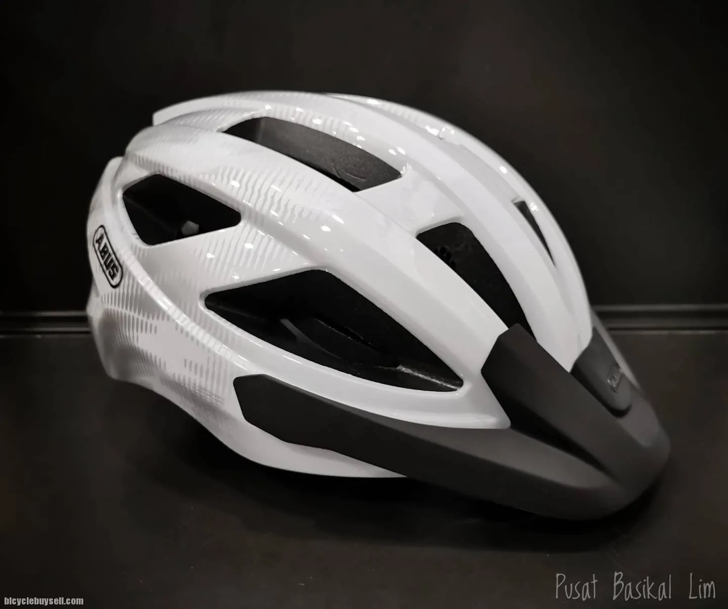 Abus Macator Helmet