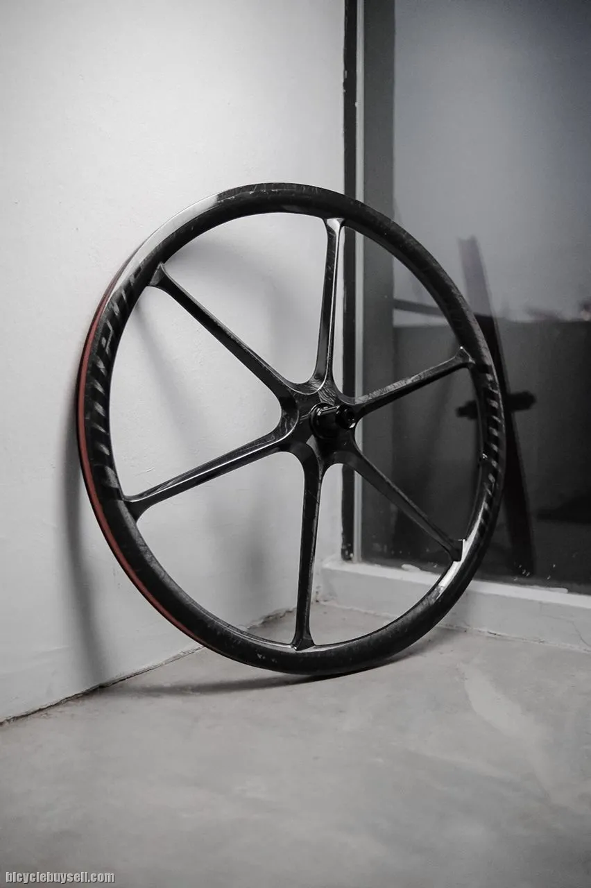 Rouleur Hexa Pro Carbon Disc