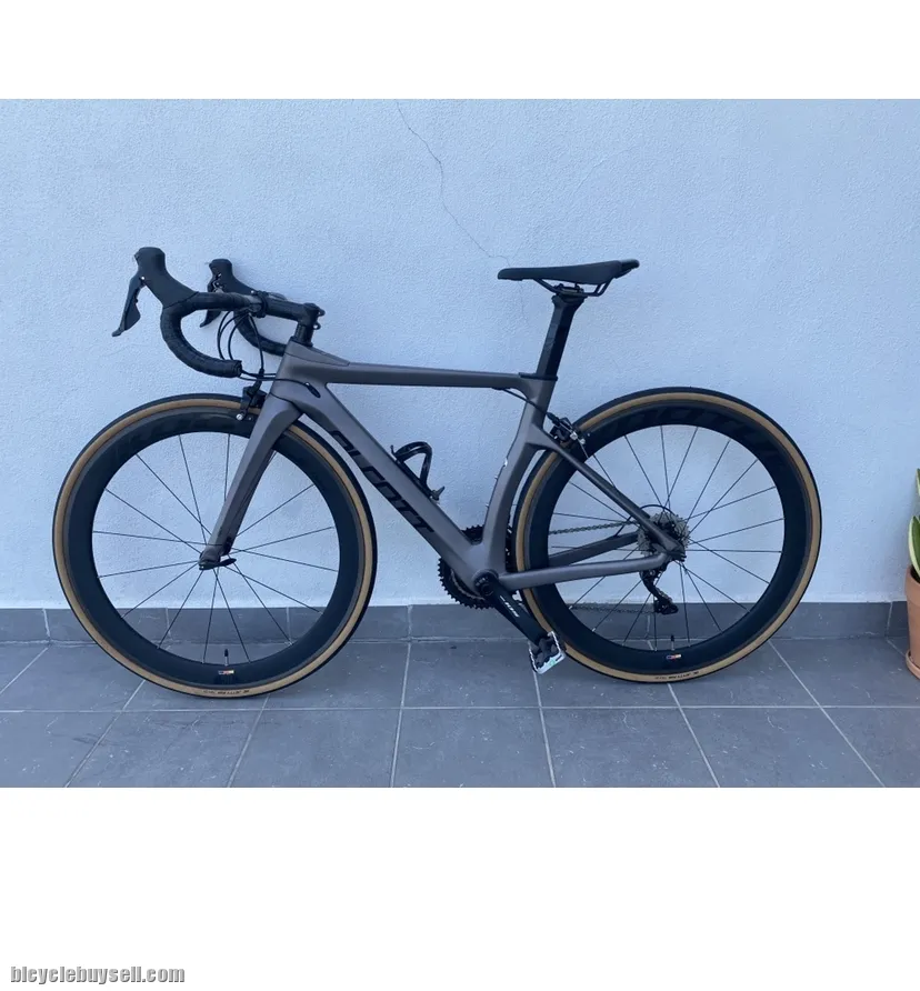 Alcott Zagota Silhouette (carbon frame &amp; carbon wheels)