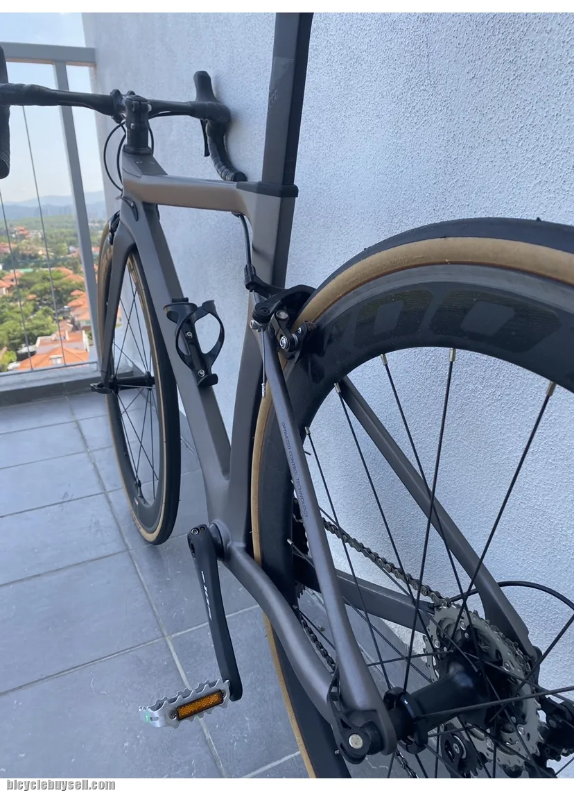 Alcott Zagota Silhouette (carbon frame &amp; carbon wheels)