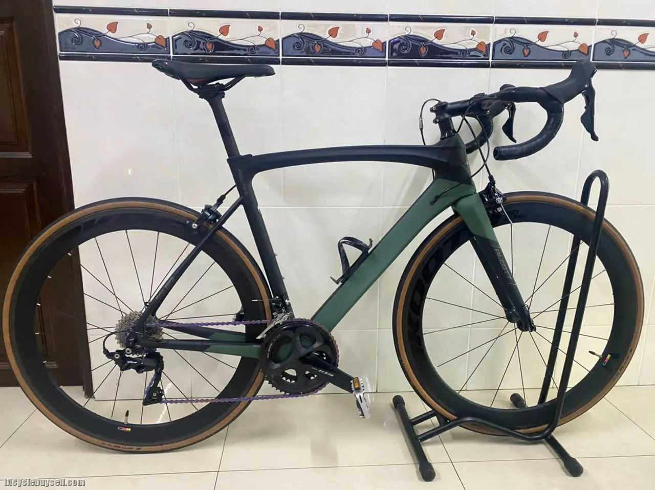 ALCOTT ASCARI SILHOUETTE 54CM COMPLETE SET