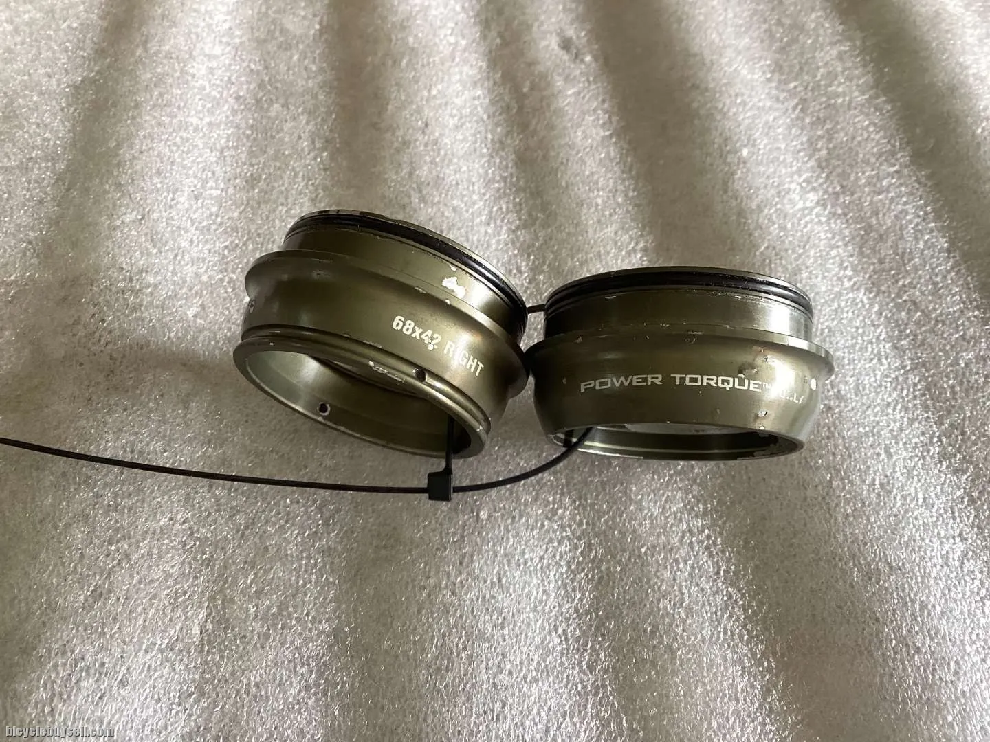 Campagnolo BB Cup 42mm Pressfit BB30 | Used @ free pos