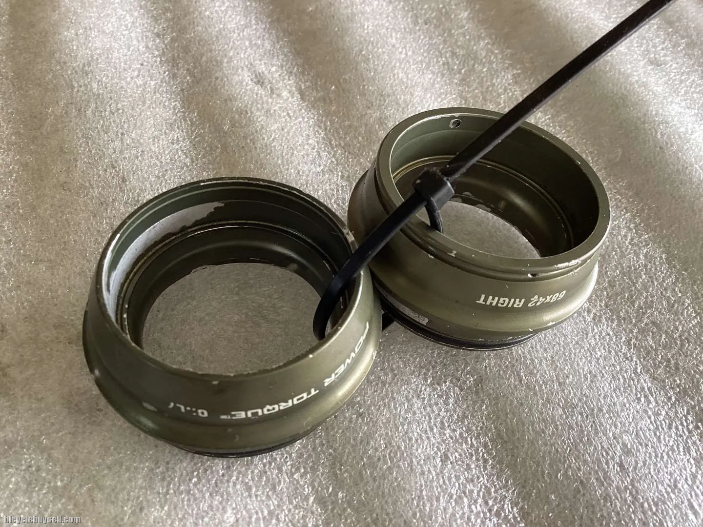 Campagnolo BB Cup 42mm Pressfit BB30 | Used @ free pos