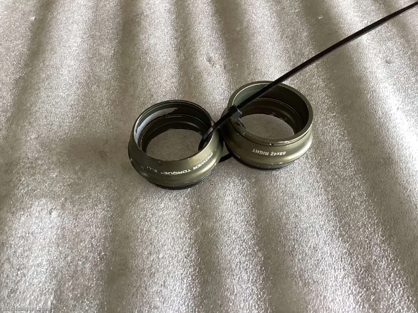 Campagnolo BB Cup 42mm Pressfit BB30 | Used @ free pos