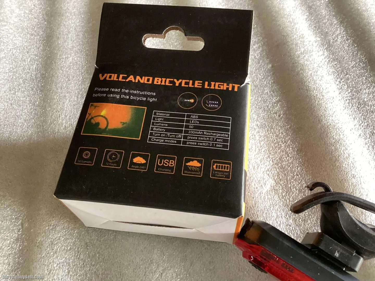 Volcano Rear Light | Rechargeable @ free pos