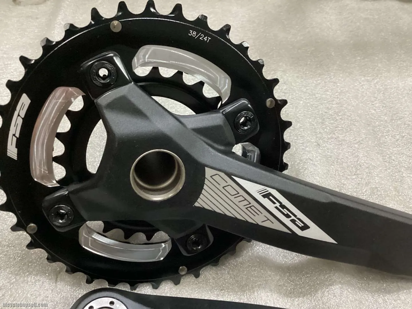 FSA Comet Crankset 38/24T 11s @ free pos