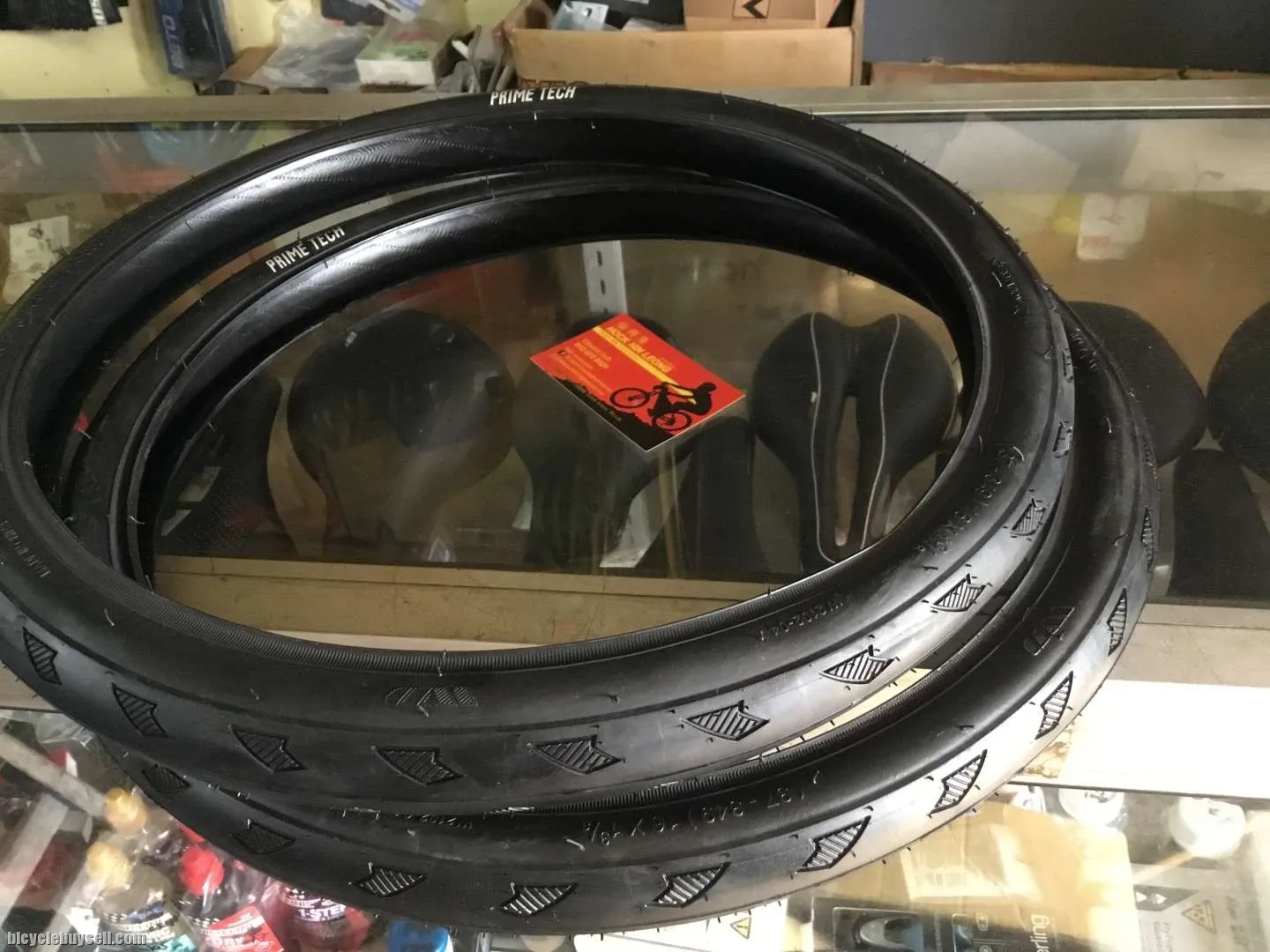 Prime Tech Tire 16 - 1 3/8 / 1set (free pos w.m)