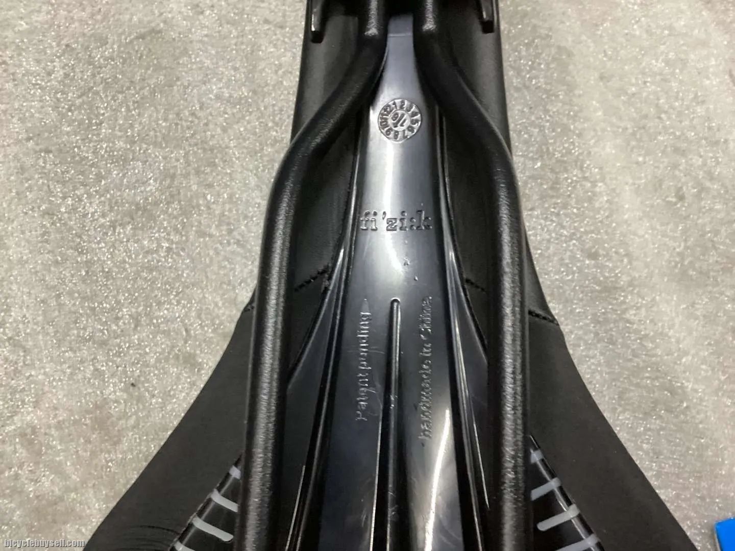 Fizik Nisene Performance Comfort Saddles @ free pos