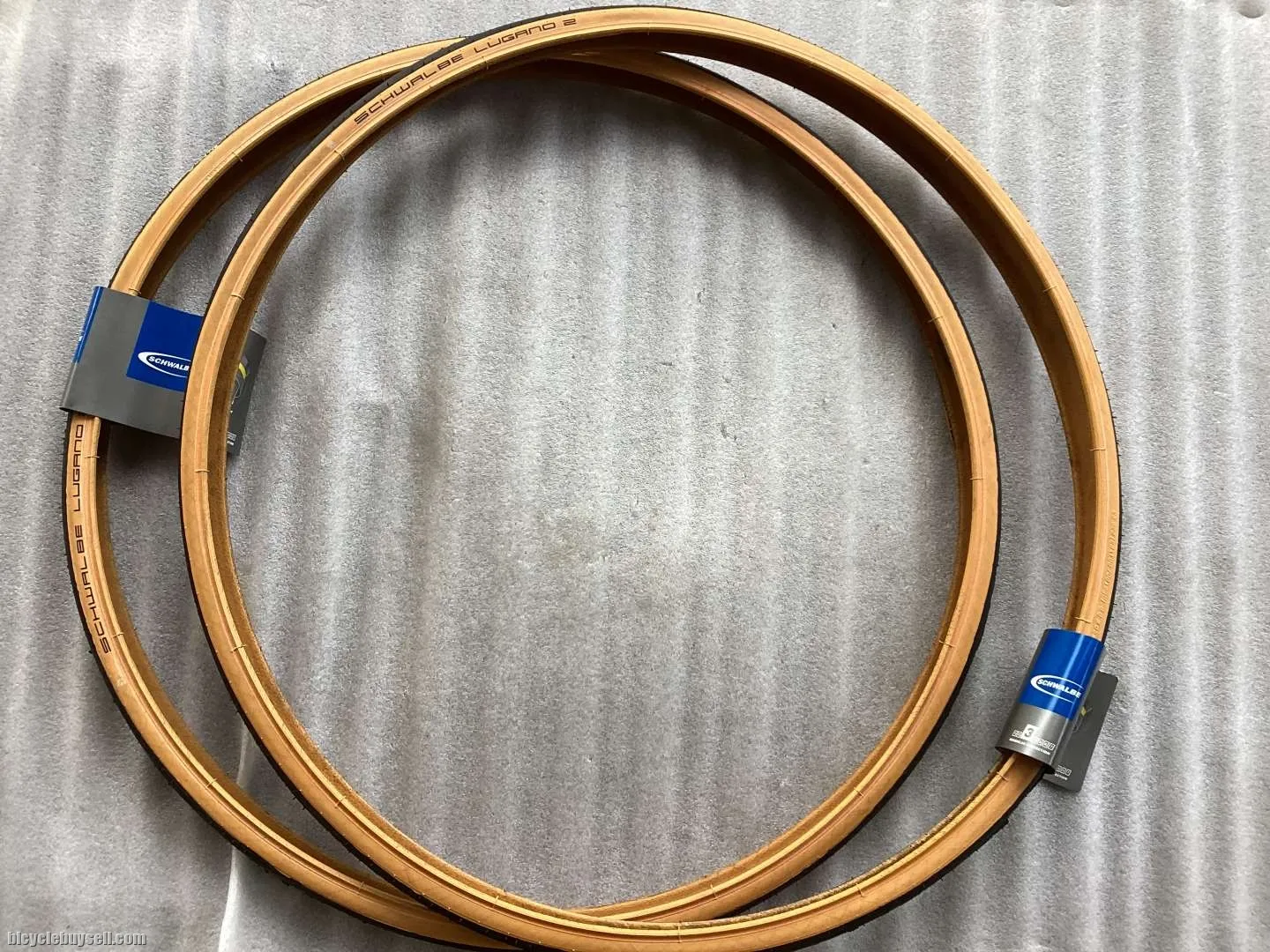Schwalbe Lugano 2 Skinwall 25c | 1set @ free pos
