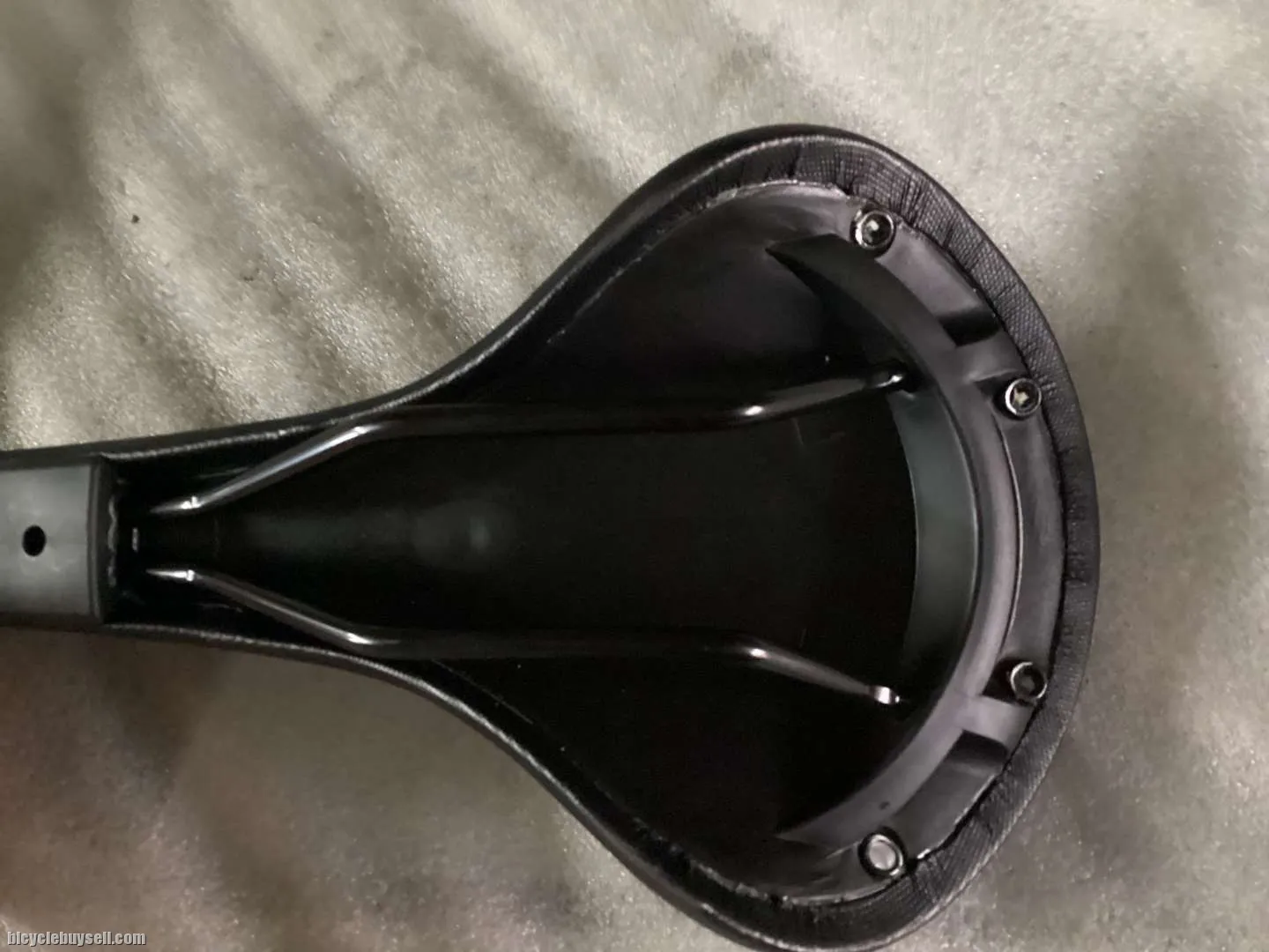 Luce Z18 Good Saddles @ free pos