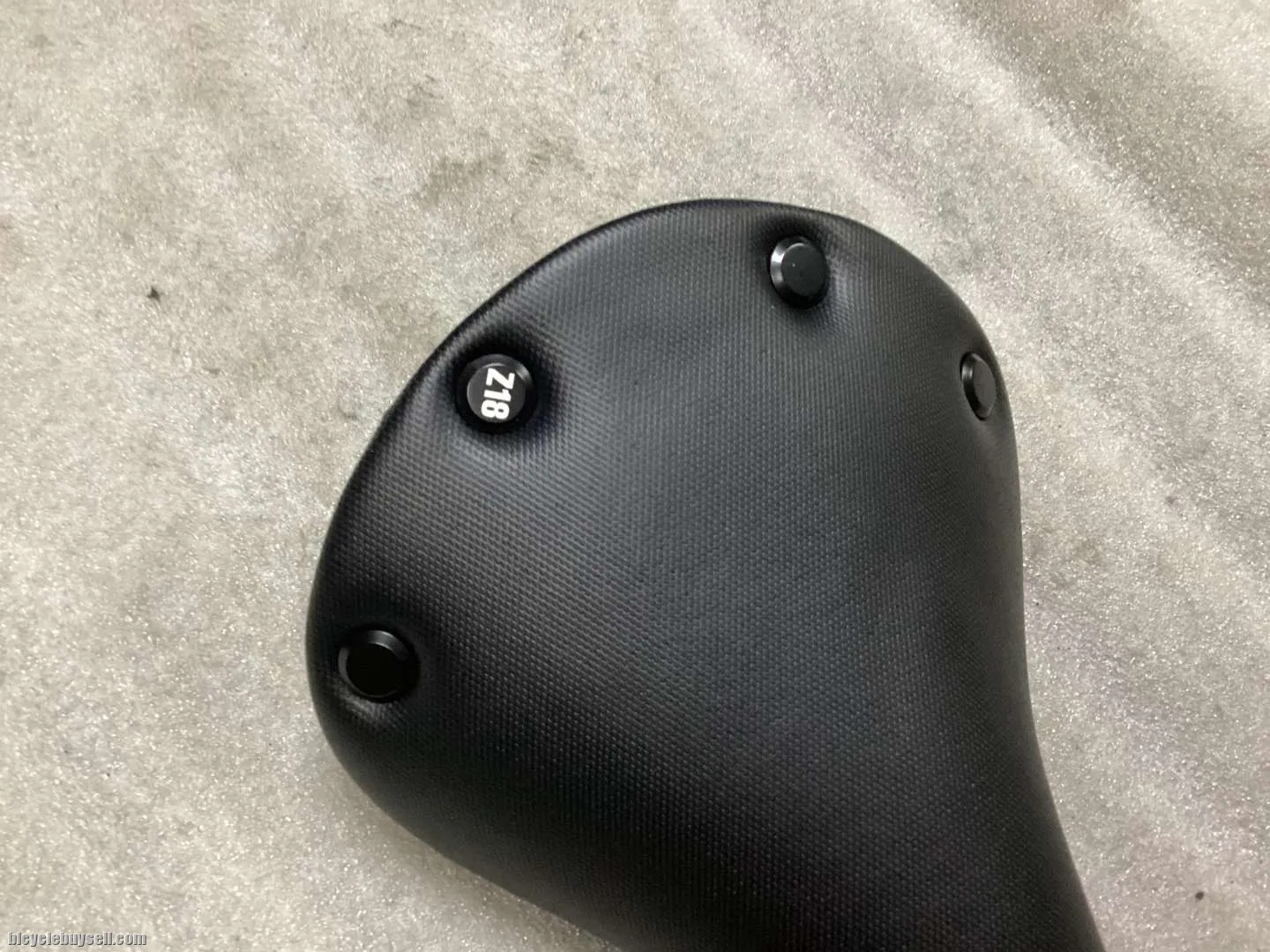 Luce Z18 Good Saddles @ free pos
