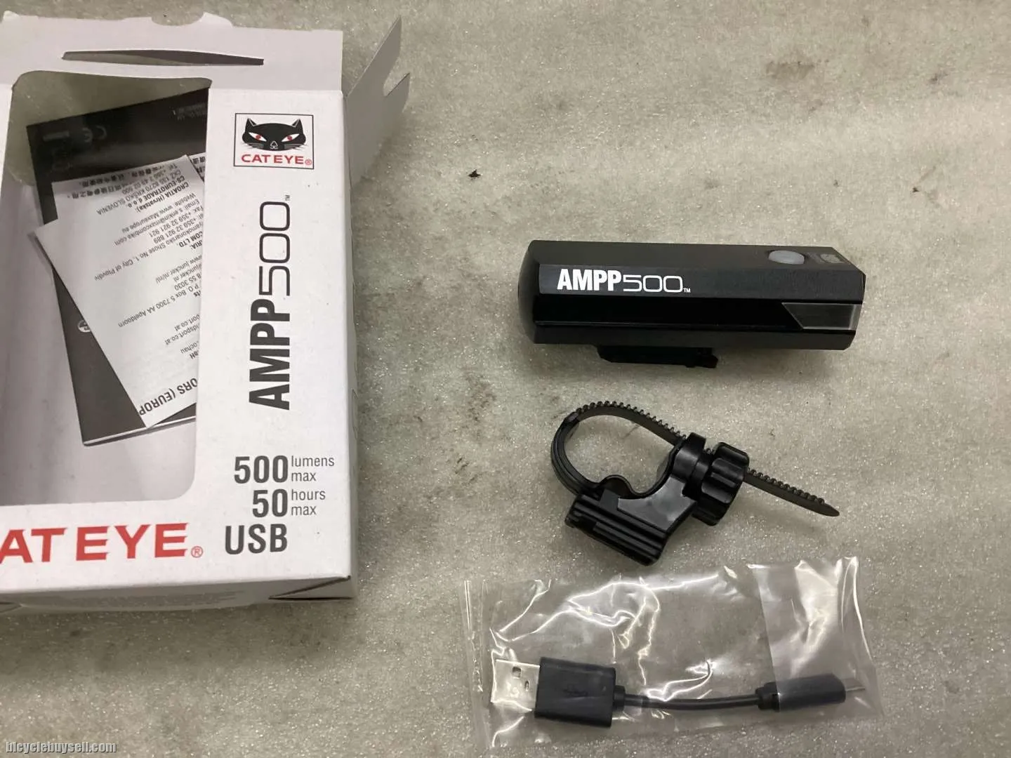 Cateye AMPP 500 Lumens Front Light @ free pos