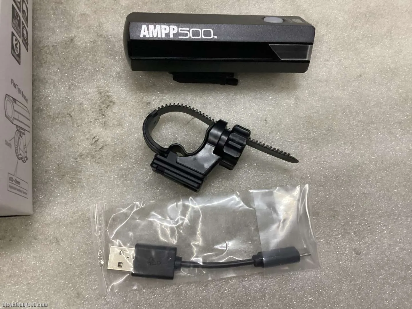 Cateye AMPP 500 Lumens Front Light @ free pos