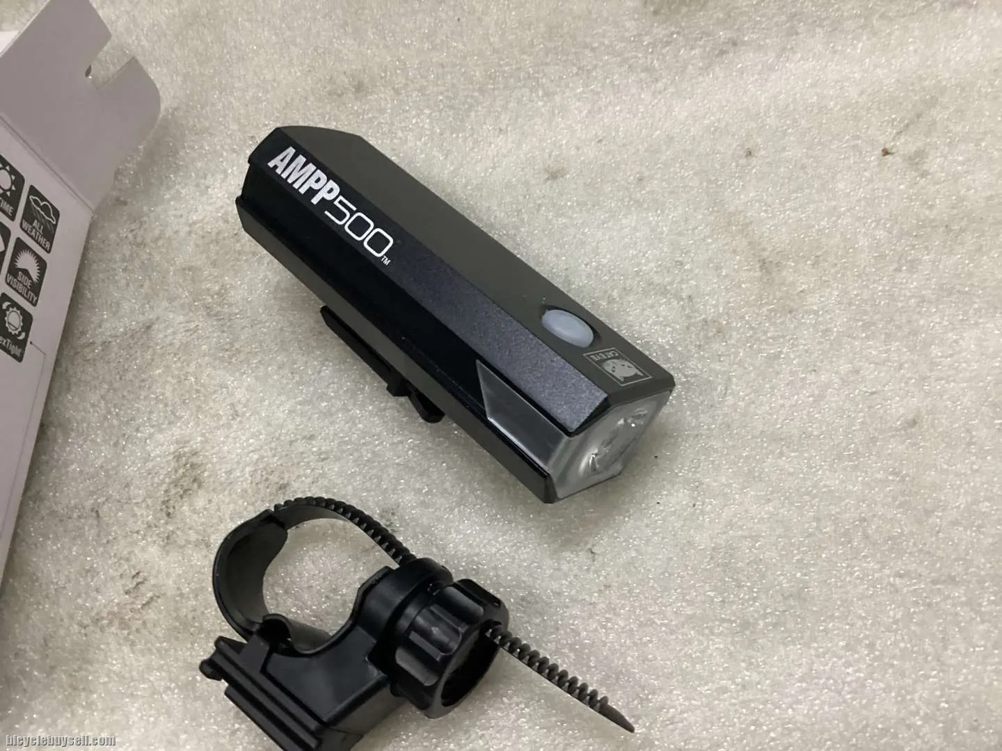 Cateye AMPP 500 Lumens Front Light @ free pos