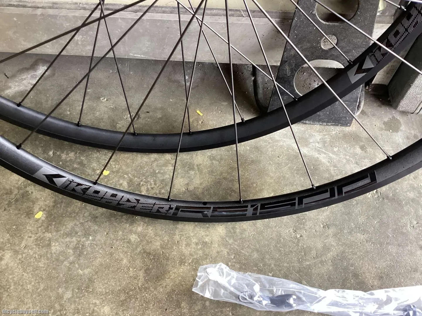 Koozer RS1500 27mm Tubeless Readey Wheelset (free pos w.m)