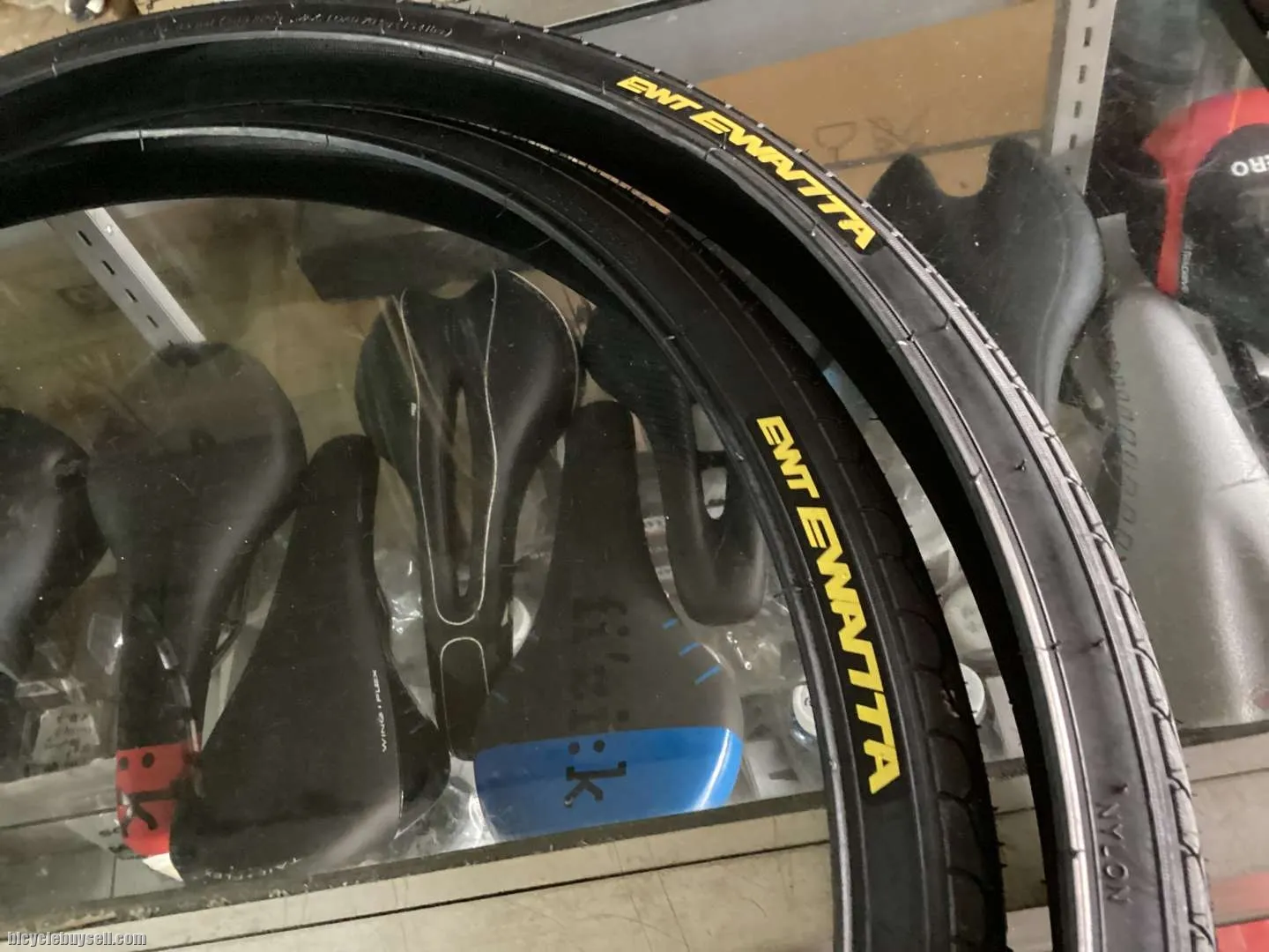 EWT Tire 700x32c Road/MTB 29er (free pos w.m)