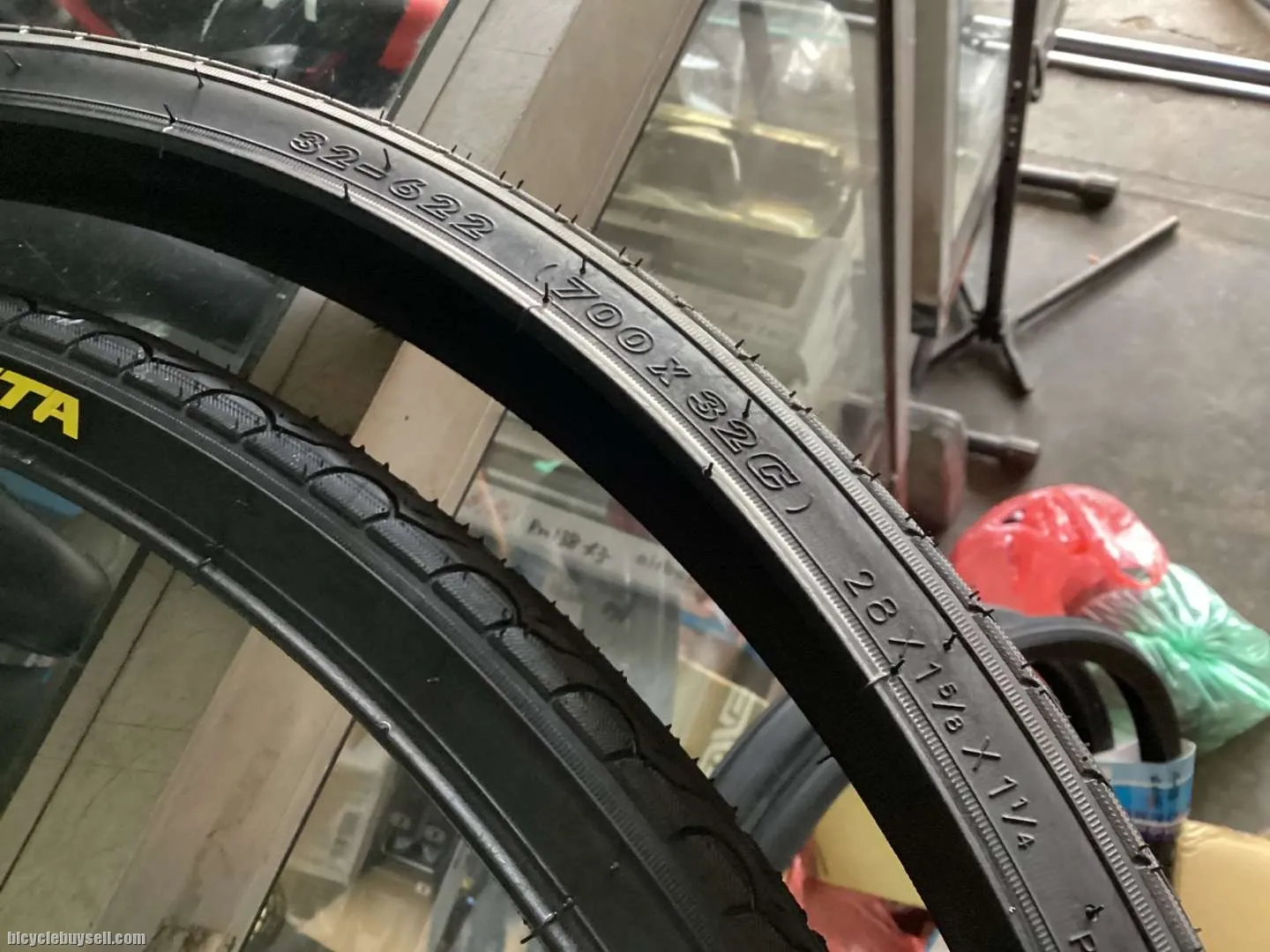 EWT Tire 700x32c Road/MTB 29er (free pos w.m)