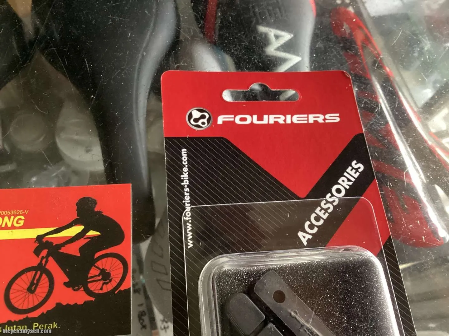Fouriers Carbon Pad For Carbon Rim (free pos w.m)