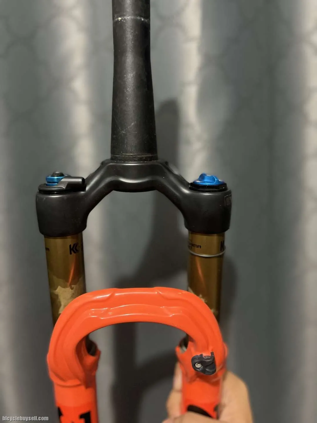 Forks Fox Kashima Coat 2018