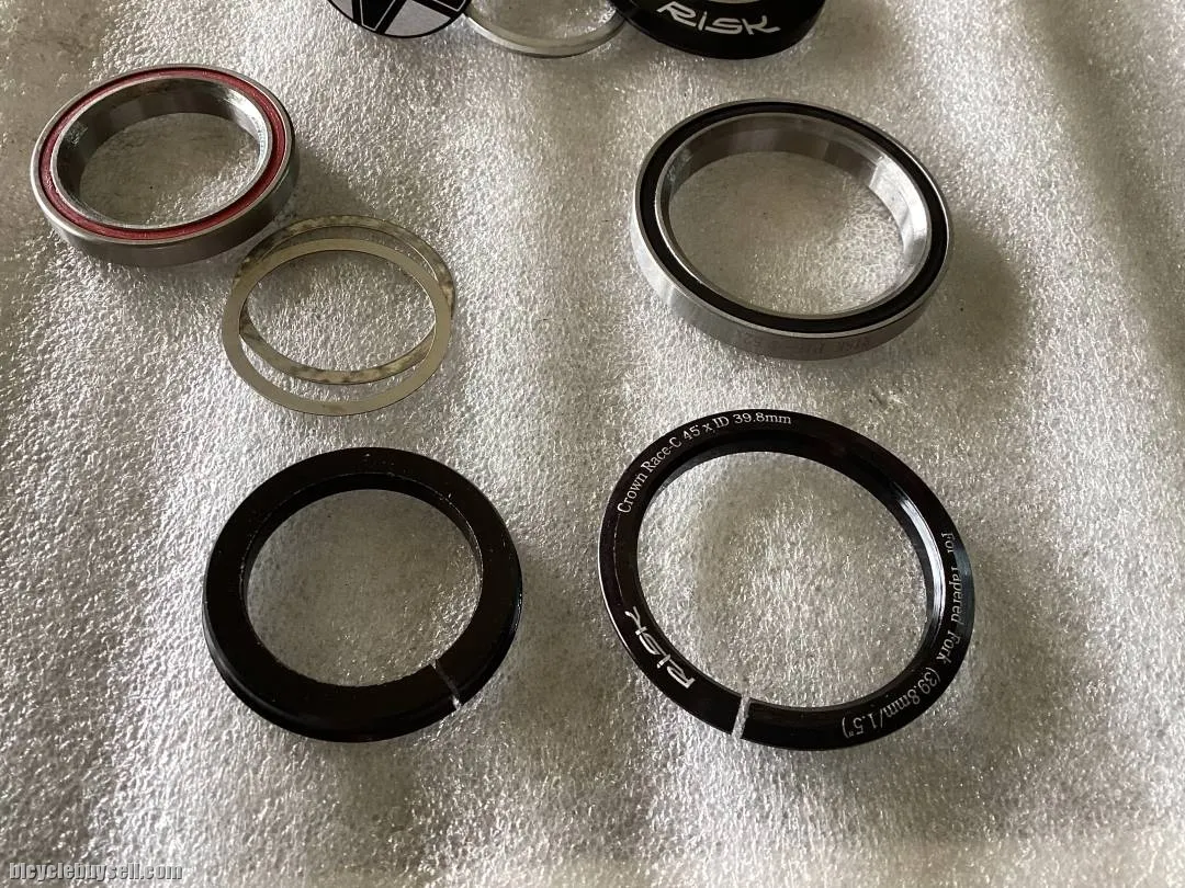 Risk Tapered SealBearing Headset 41.8/52mm @ free pos