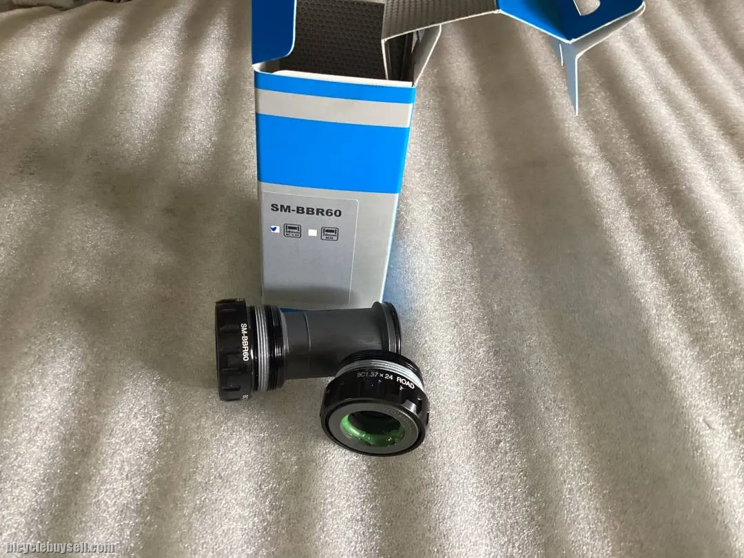Shimano Ultegra BBR60 BB Thread | Japan @ free pos