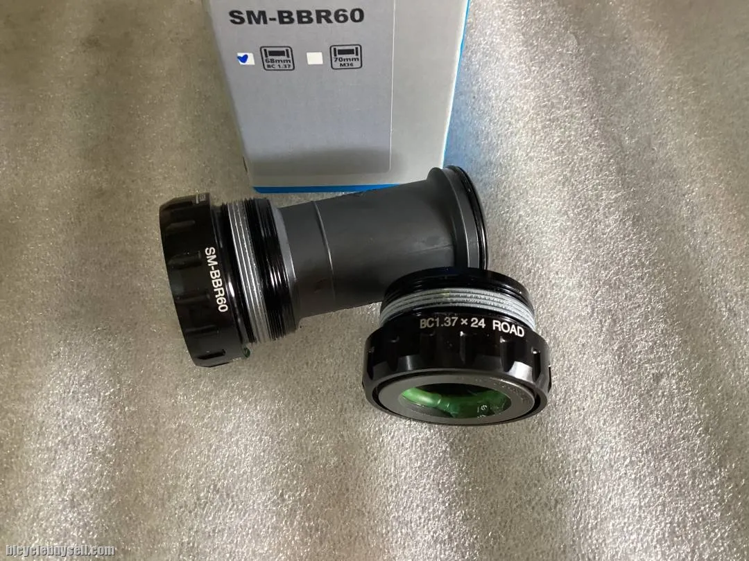 Shimano Ultegra BBR60 BB Thread | Japan @ free pos