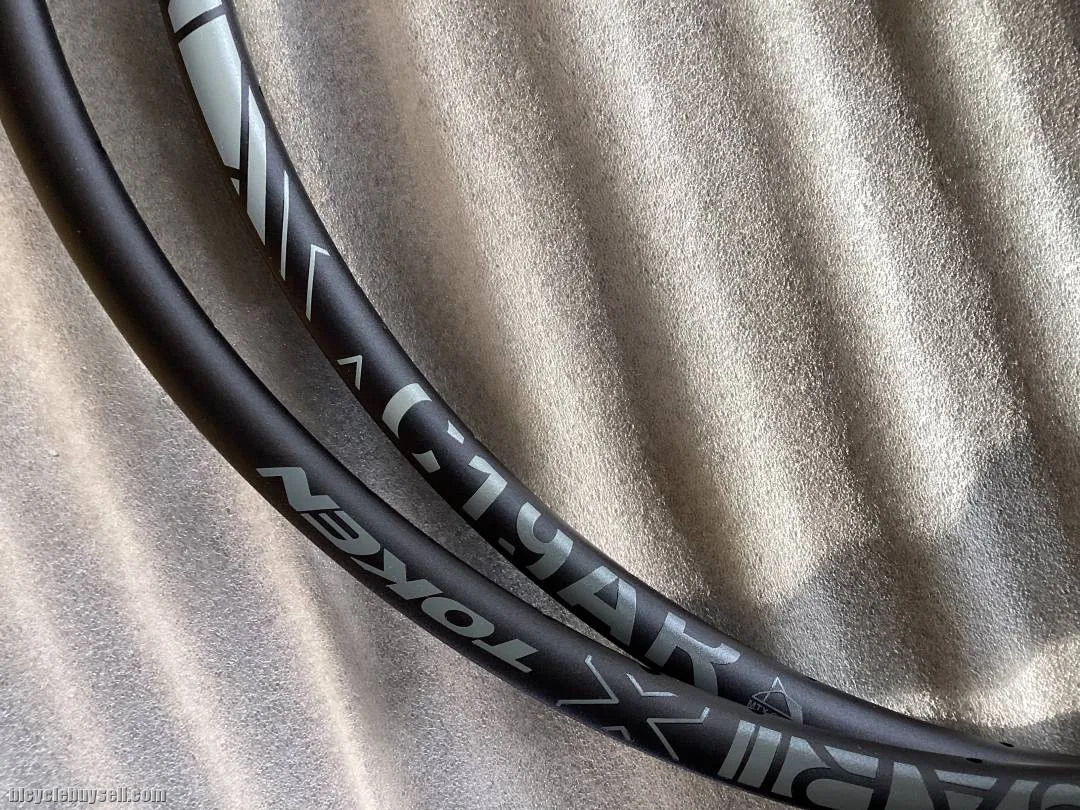 Token Performance 29er | FastAce Tubeless Wheelset @ free pos