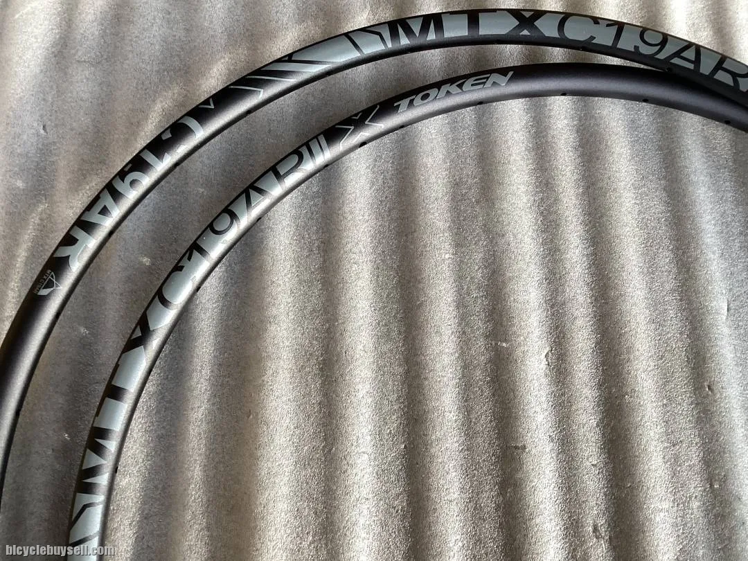Token Performance 29er | FastAce Tubeless Wheelset @ free pos
